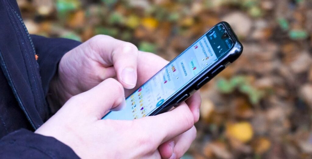 ¿Se puede usar un whatsapp para denunciar?